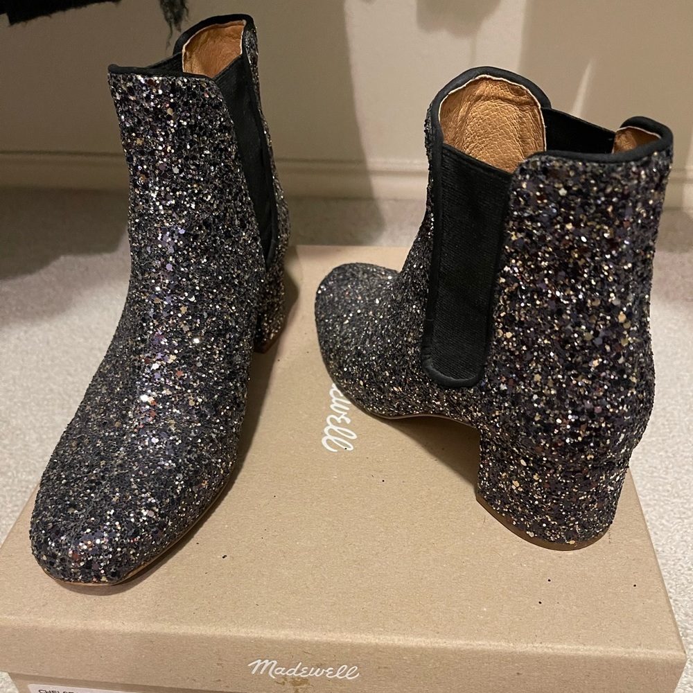 Madewell Chelsea boots in Glitter